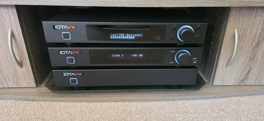Nappali hifi rendszer, hangszeres zenére hangolva