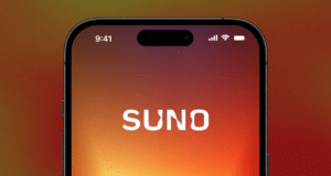 Suno logó egy telefon képernyőjén, narancsos háttérrel